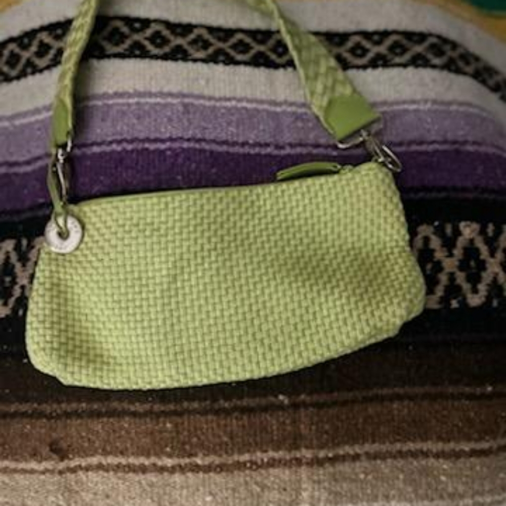 The Sak Light Green
